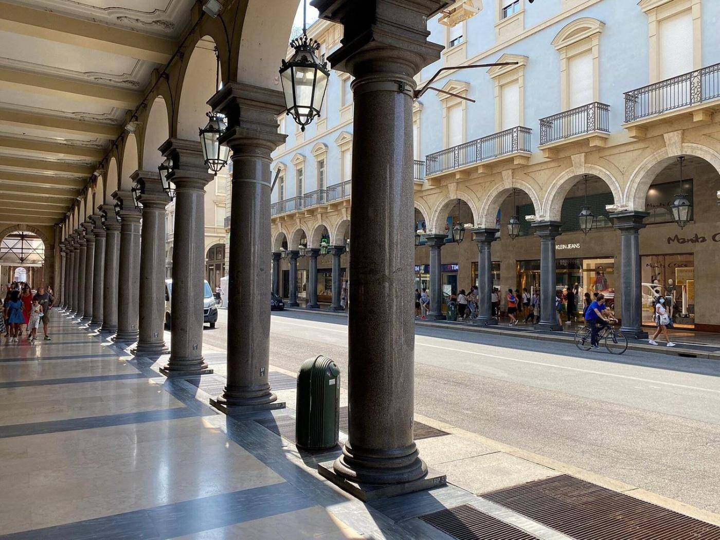 Suite Sant Antonino 12 Min Di Metro Dal Centro Turin Bagian luar foto